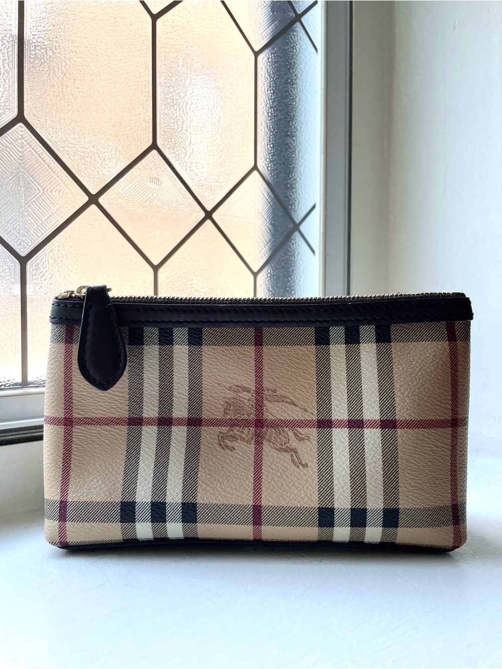 Burberry Vintage-Early 2000’s Nova Check Cosmetic Toiletry Bag